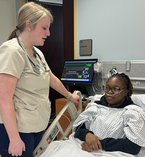 Practicing Treating Nursing Student Practicing Treating Nursing Student